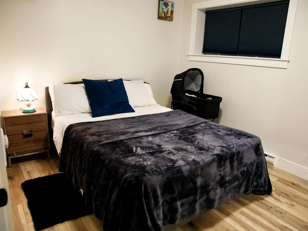 Amba Exquisite-Comfy & Private Suite In Halifax Apartment
